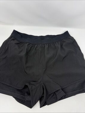 Cara Loren Black Women's Athletic Shorts with pockets and back zipper pocket